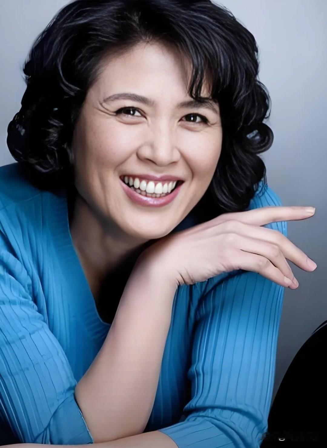 大家还记得这位女演员吗？
她今年58岁，江西人，毕业于中央戏剧学院，虽然没有宋春