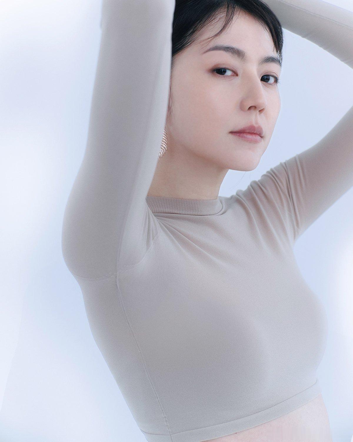 长泽雅美为Grand Biteki拍摄的一组写真 ​​​