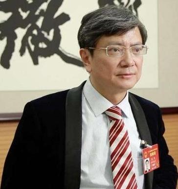 “浙大教授”郑强，再次抛出惊人言论！他说：“中国是人口大国、劳动力大国，人工智能