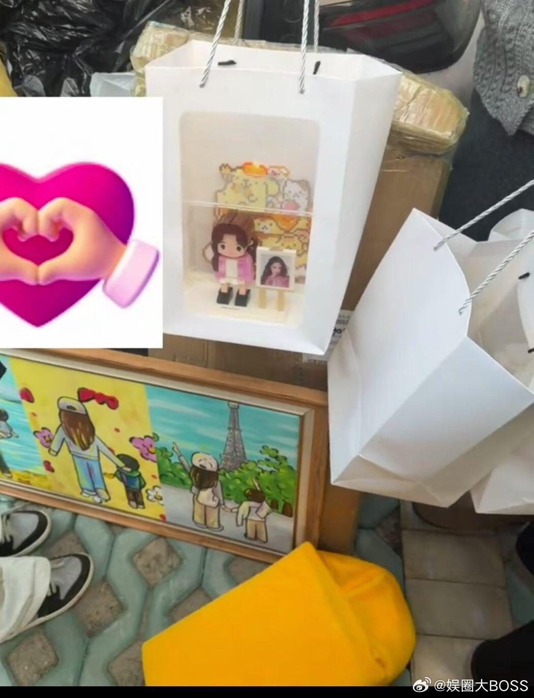 Angelababy 年上姐姐会疼人Angelababy家里摆满了粉丝的礼物 A