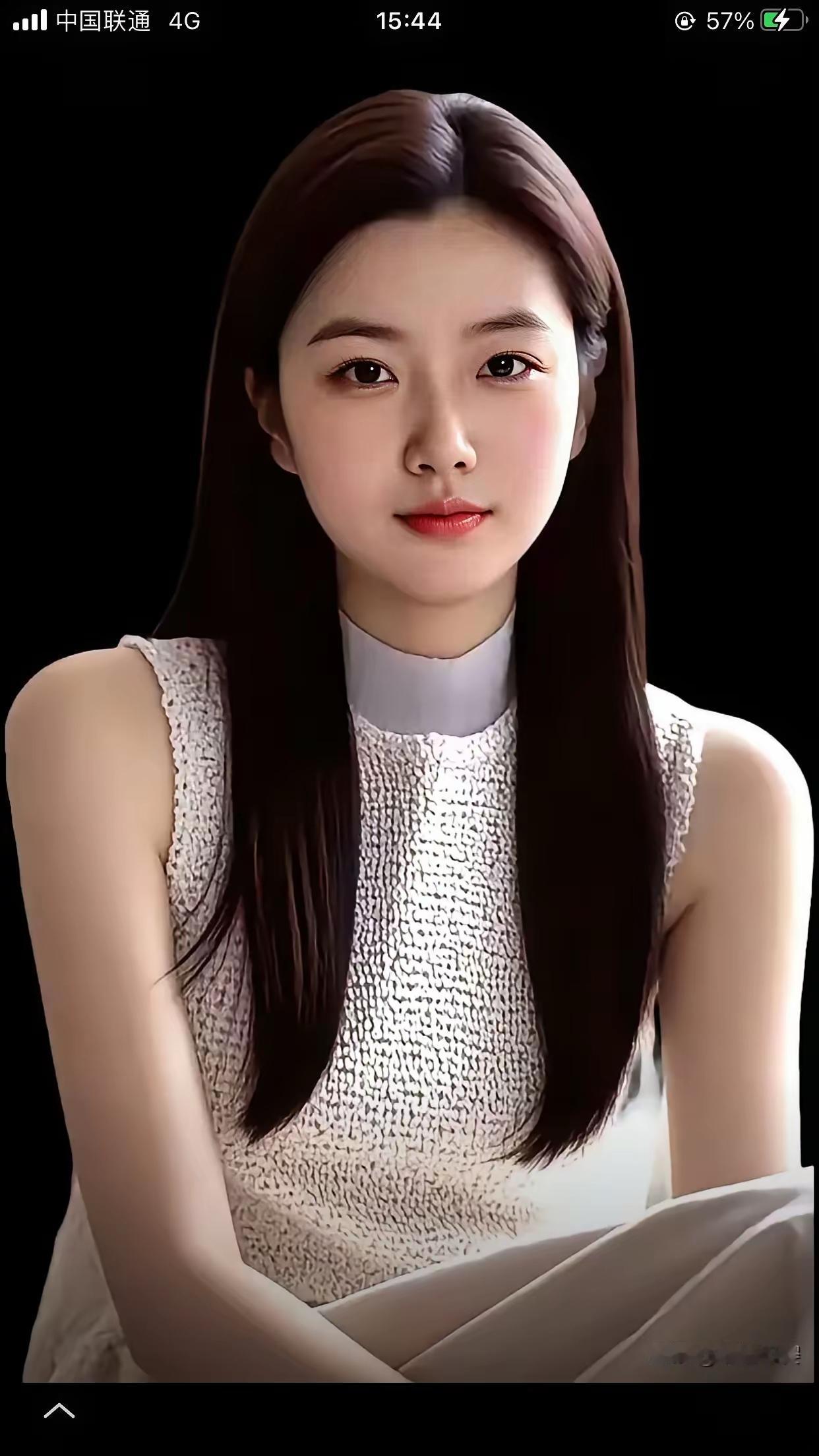 简简单单的打扮，却正是她最美的标配。