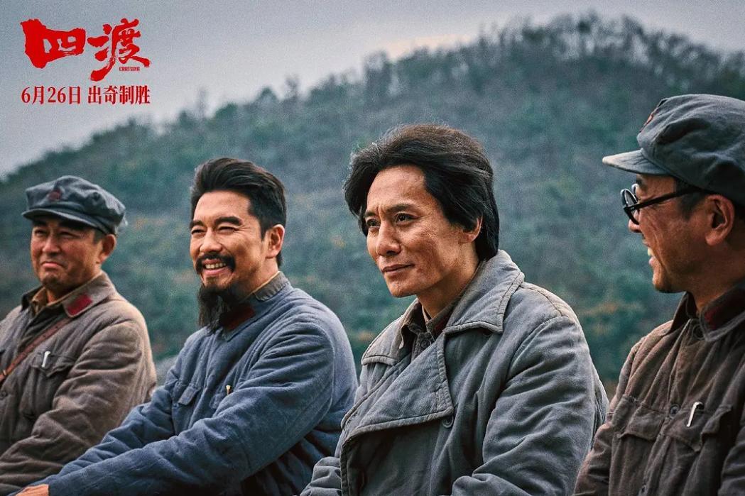 当下电影市场存在一个典型黑马规律：多部影片上映前预售冷清、线上热度低迷，被票房专