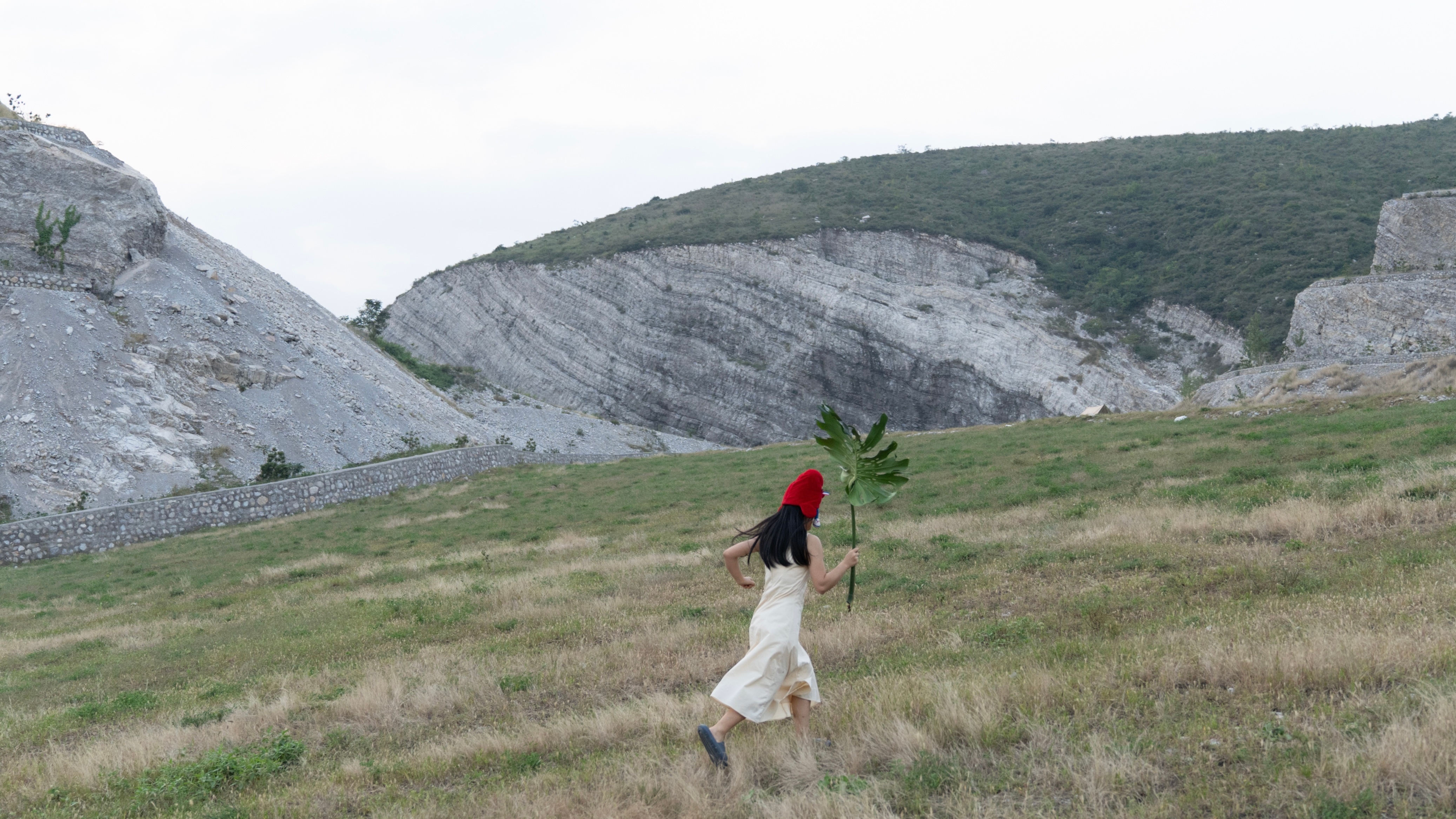 李一桐GLASS四月刊封面 这算超前吗 