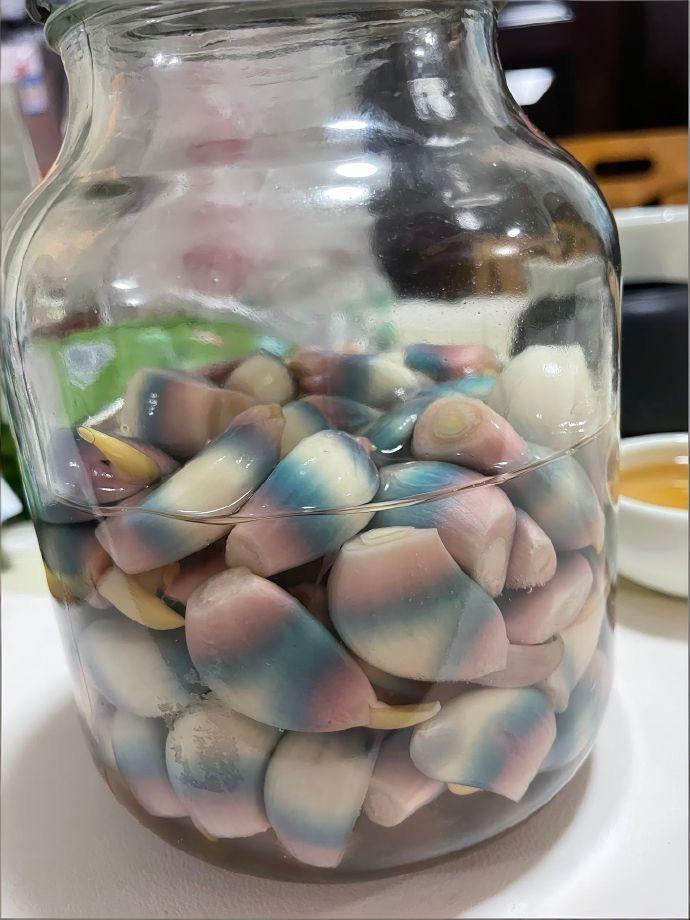 这怎么变颜色了呢