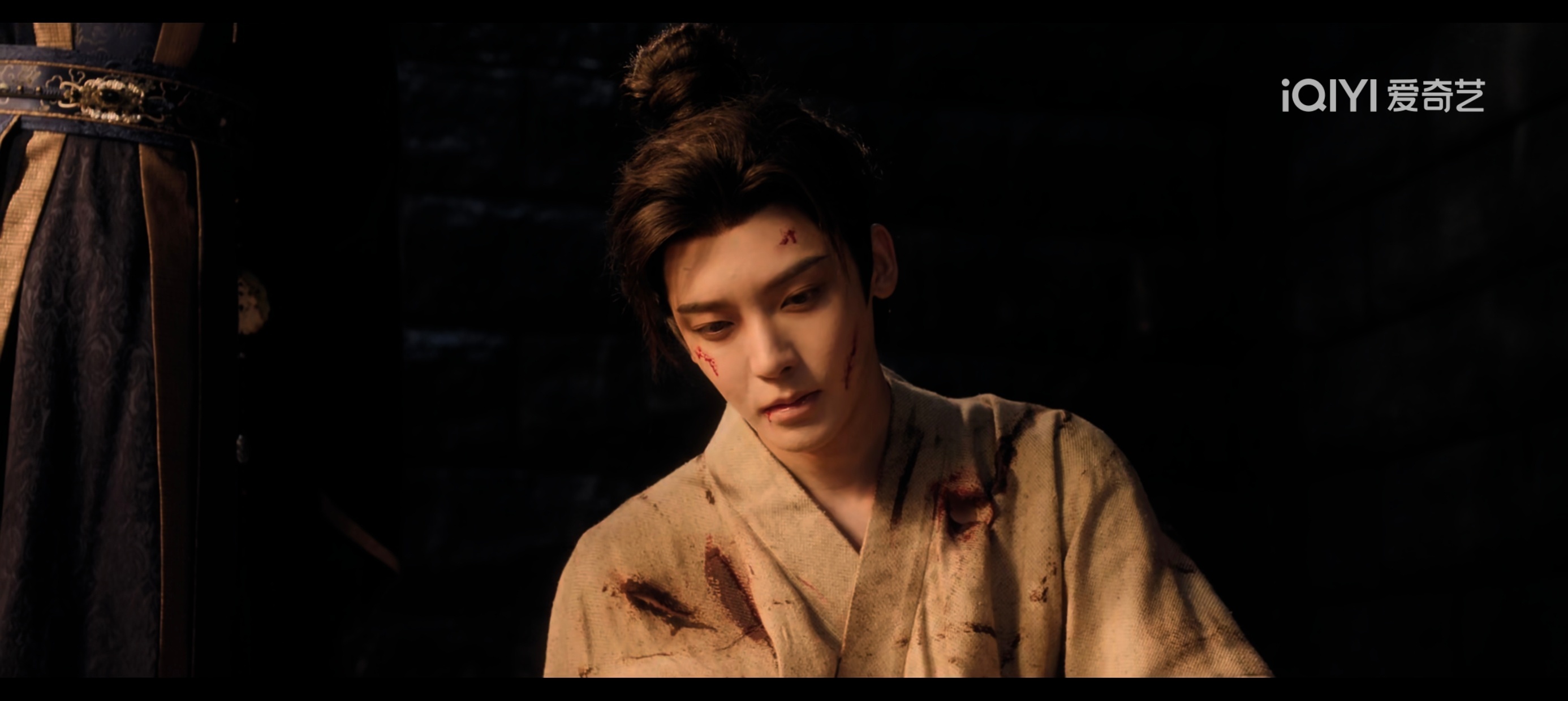 侯明昊生理性演技侯明昊用心接住了萧无衣这个角色，凭借实力，让纸上人物跃然屏幕，演