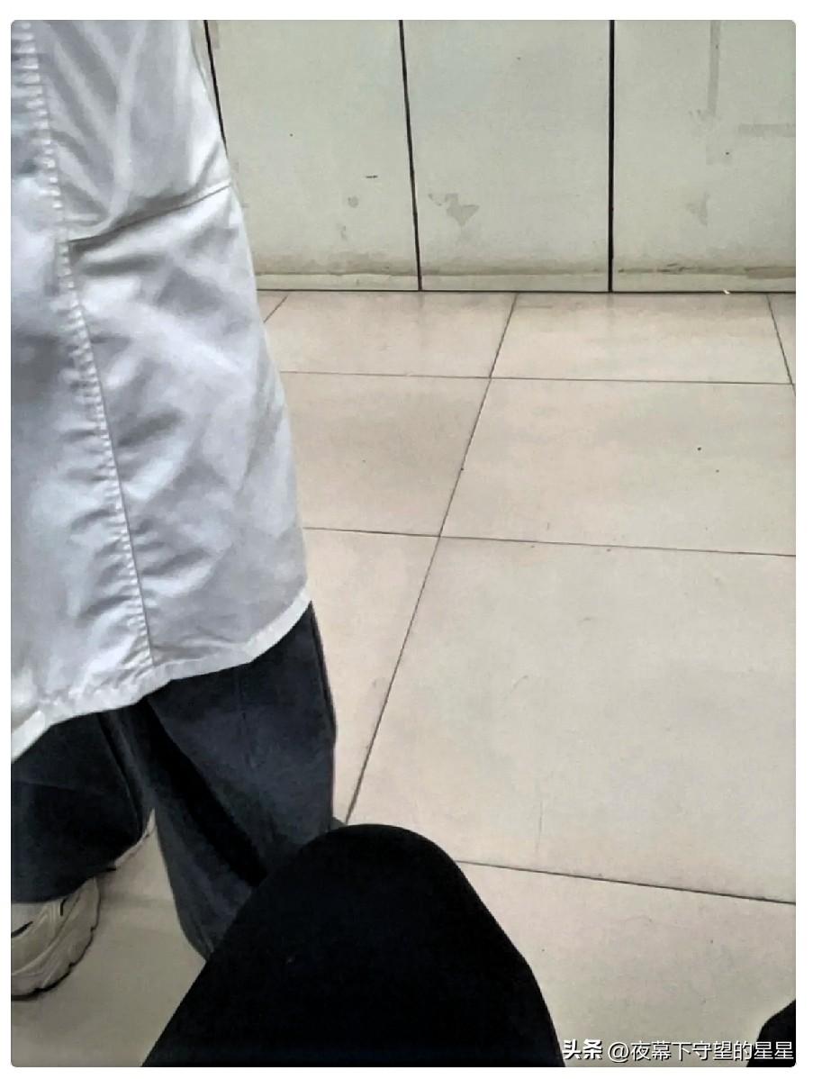 朋友心梗去世了
他老婆试管怀孕 5个月了。
办完葬礼后，他老婆却选择放弃孩子。
