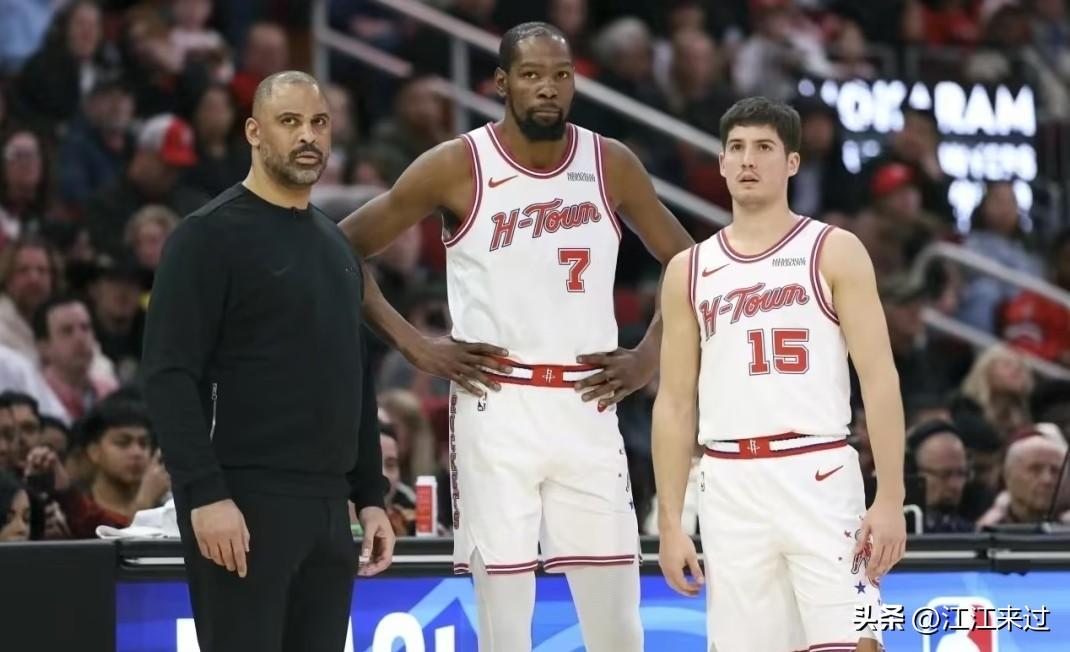 火箭二月份有望用范弗里特+伊森换回哈登的，但是据说火箭是哈登第一选择，只是火箭对