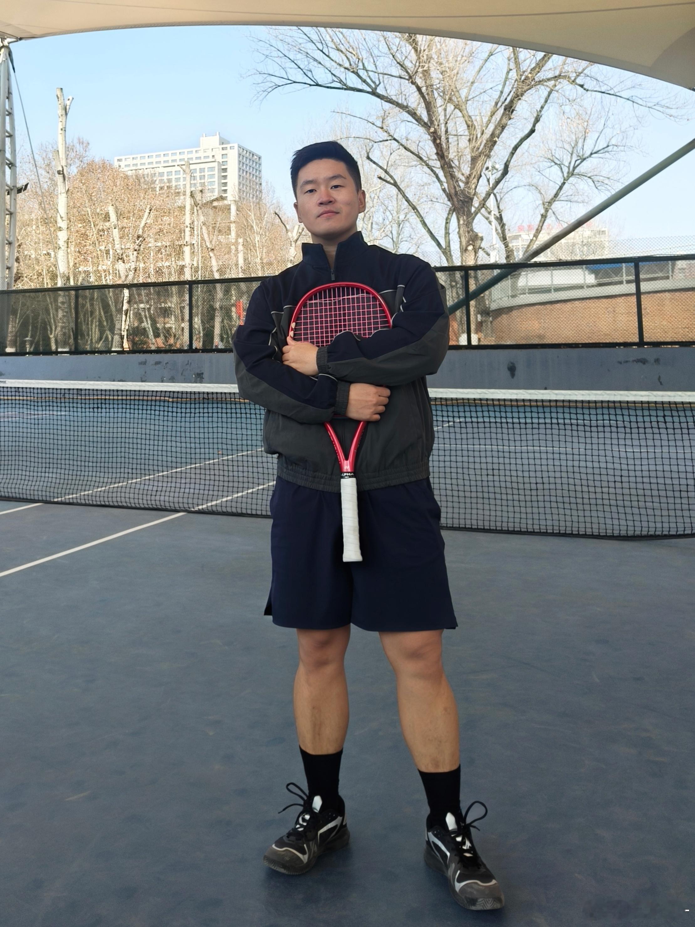 我今天双打就是斯尼亚科娃（生气😠版）越来越佩服张帅，每次都那么暖心鼓励搭档。w