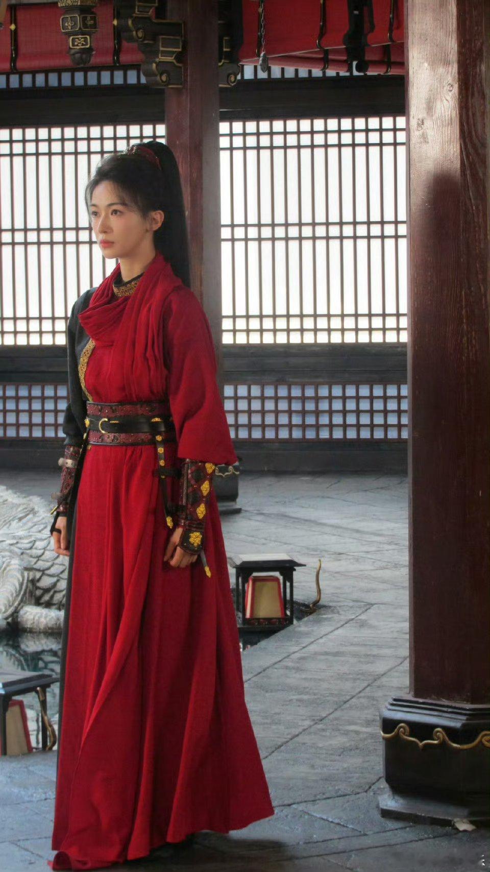 吴谨言杀回古偶女主赛道 继《春花厌》后再挑古偶大梁，《江山为聘》里她是才学冠盖的
