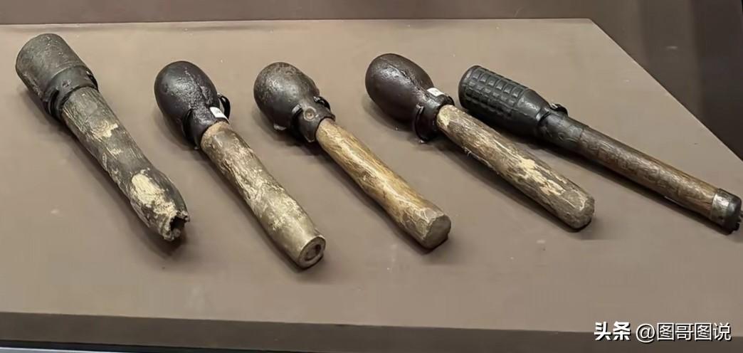 真是没有想到，原来抗战时期八路军手榴弹的样子竟然是这个样子的？
我以为都是第五个