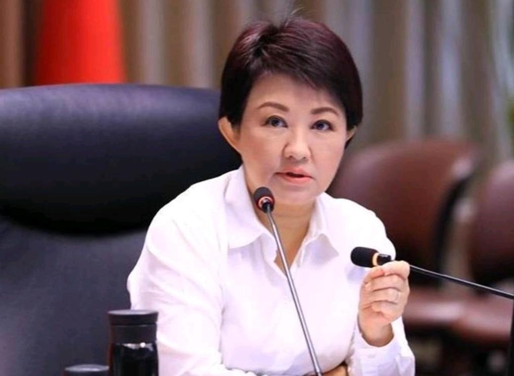 郑丽文获邀访问中国大陆，卢秀燕的表态，非常鸡贼！

3月31日，对于郑丽文获邀访