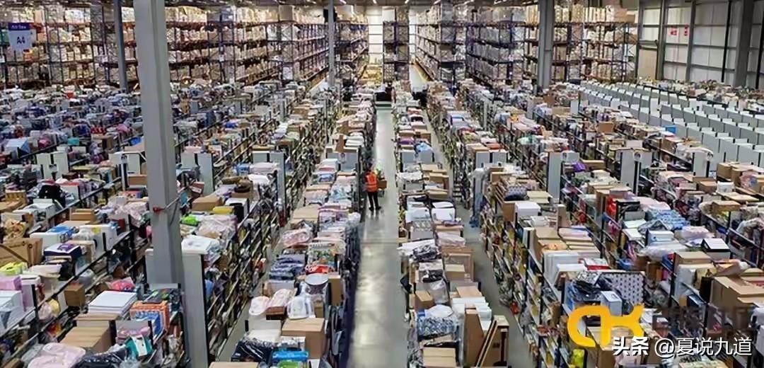 关停电商取消外卖，真的能救活实体店、重燃烟火气吗？
 
走在如今的街头，很多人都