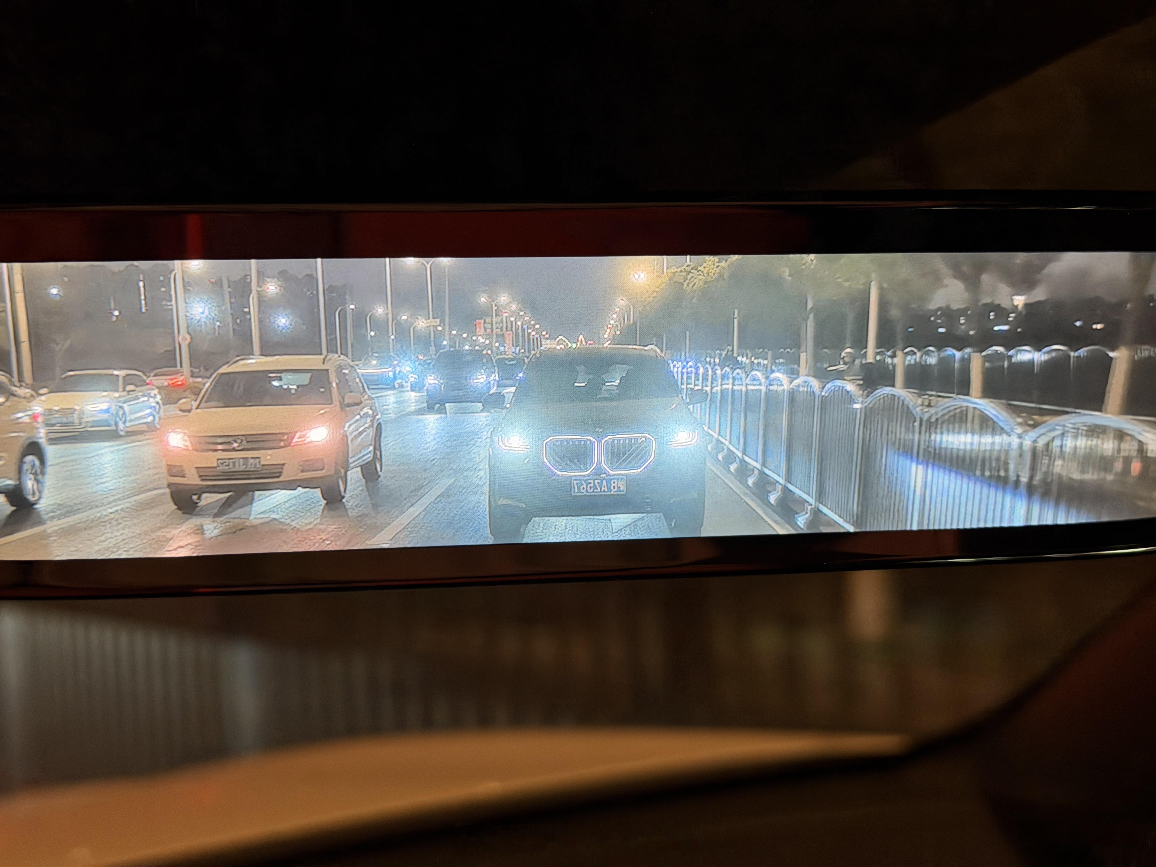 我觉得很精神啊