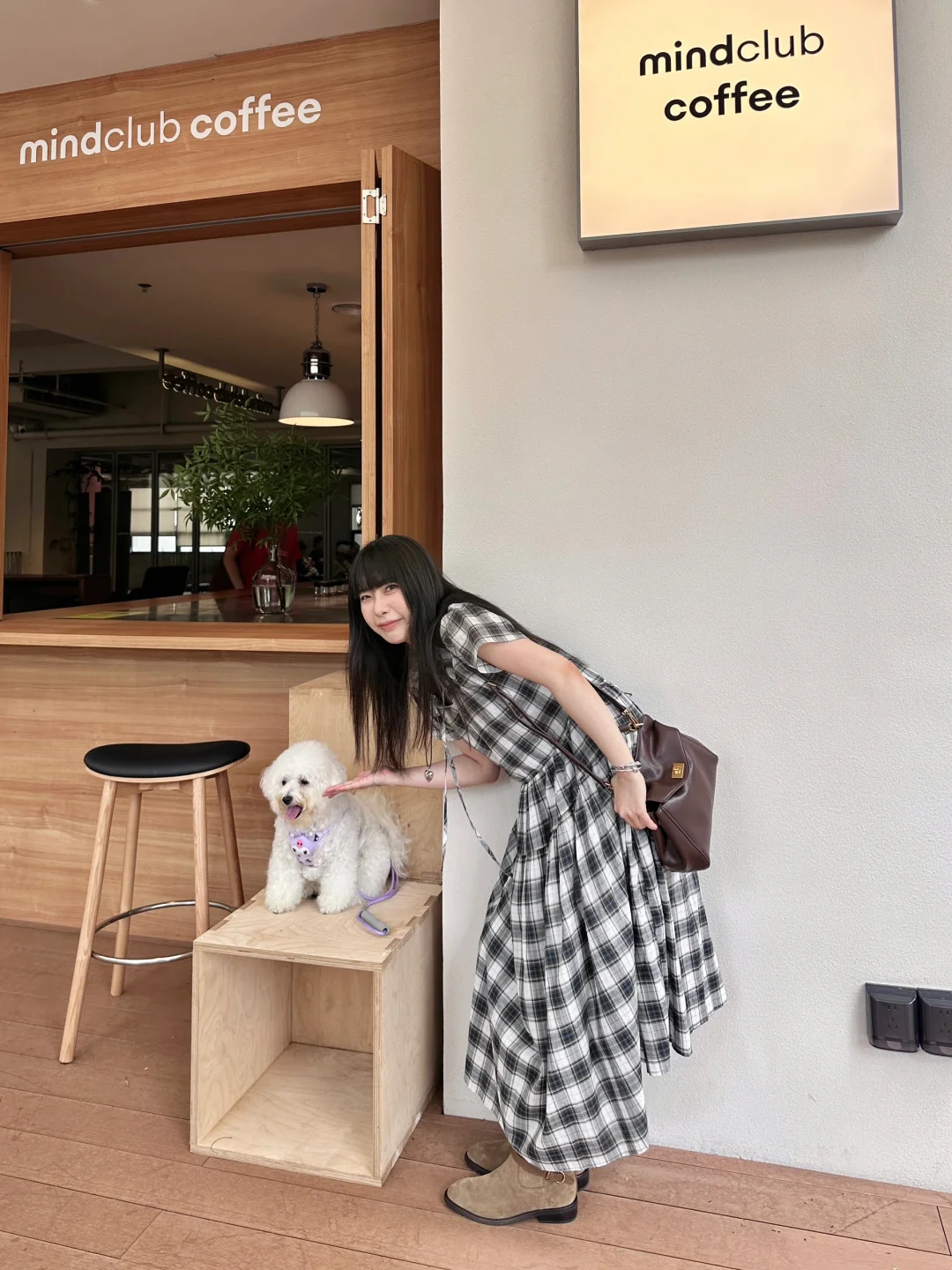 和朋友出来玩狗狗🐶啦！快乐的周末