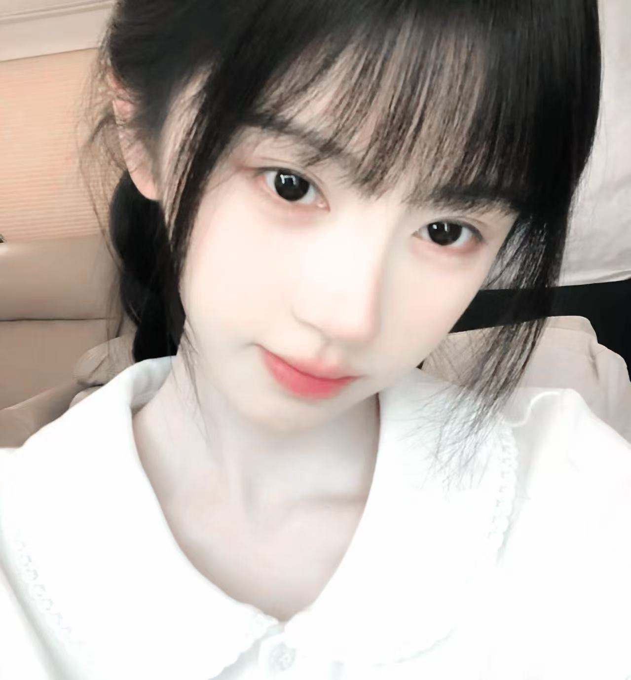 jjy鞠婧祎千香jjy鞠婧祎千香笨蛋 喜欢你才用颜文字呀˶>ᗜ<˶