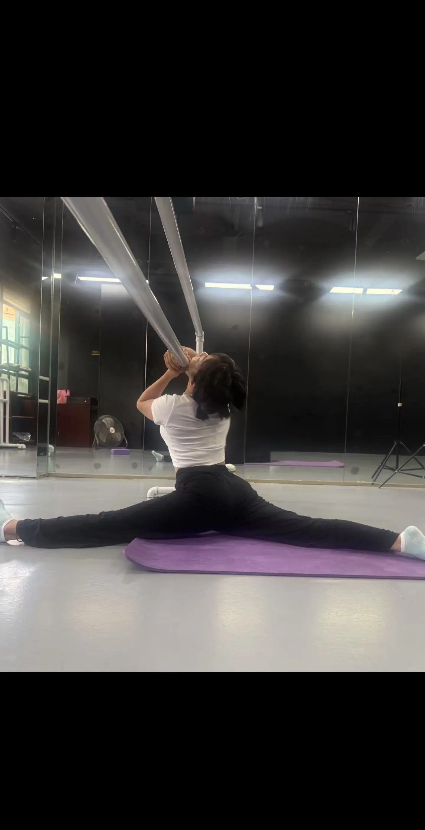 关关难过关关过， 每一滴泪水都不会白流，每一次都付出都会有回报