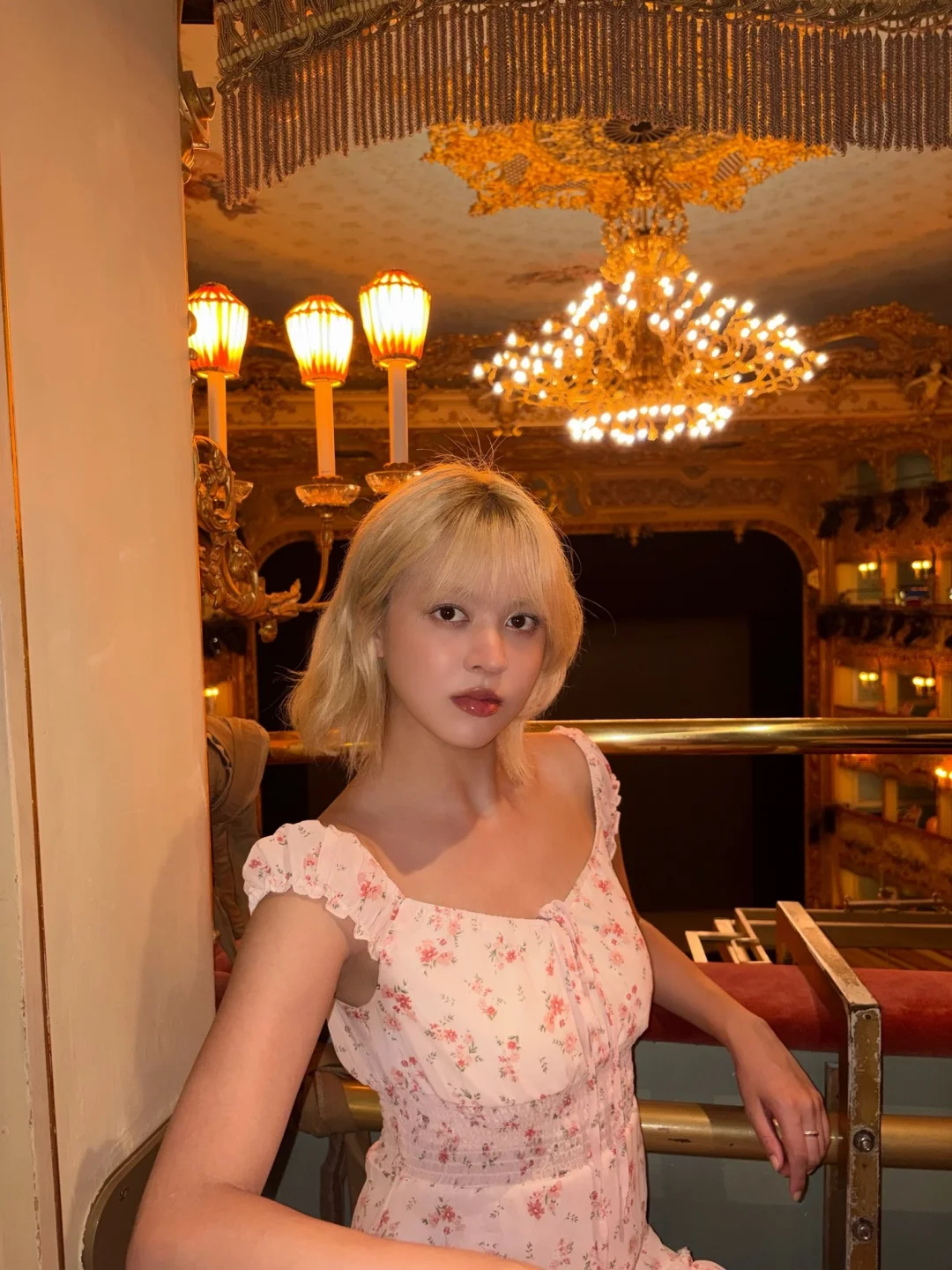 LILY|Things are getting very Venice...