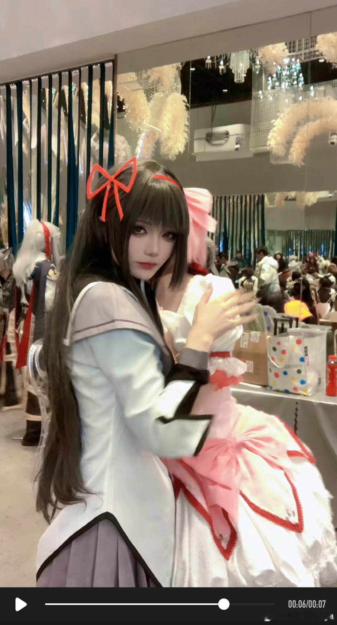 看什么看，不许看#魔法少女小圆##cosplay##晓美焰##鹿目圆# ​​​