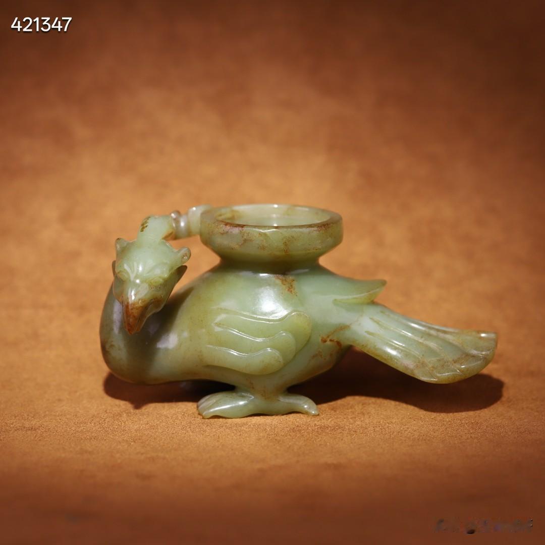 旧藏 老和田玉凤鸟形烛台摆件
规格：高6.3*12.7*5.7cm
重量：452