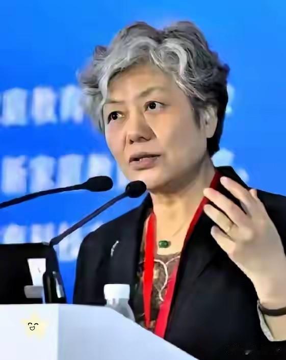不能判刑，那就高额罚款！”中国人民公安大学李玫瑾教授建议，凡是扶了老人被要求天价