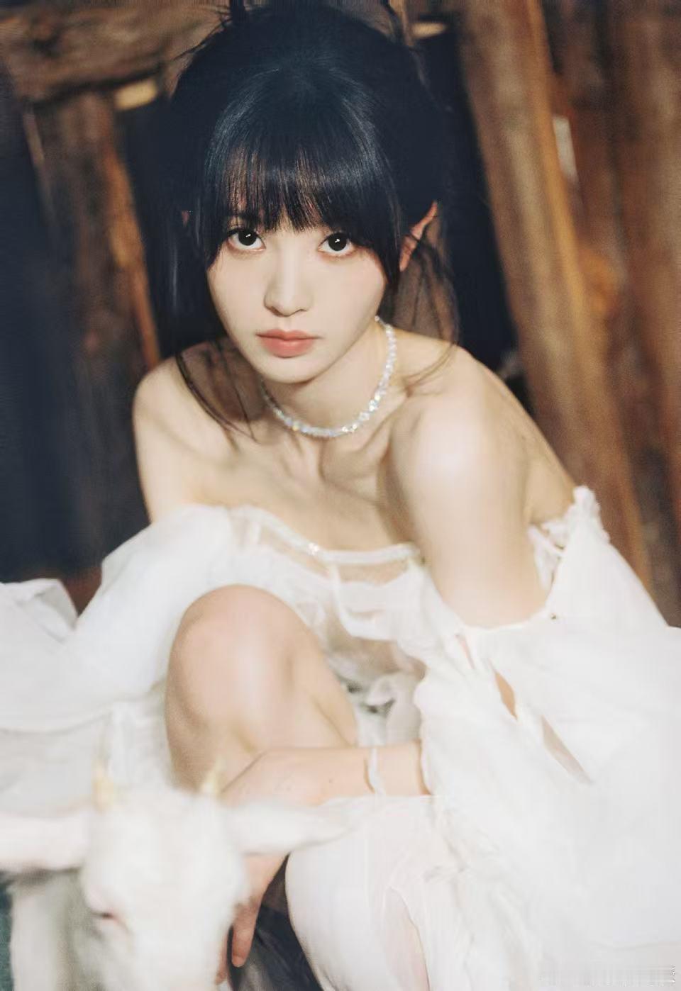 👖这是把 95 花颜值天花板都凑齐了吧女性都市商业大剧《青风吹又生》即将开机！