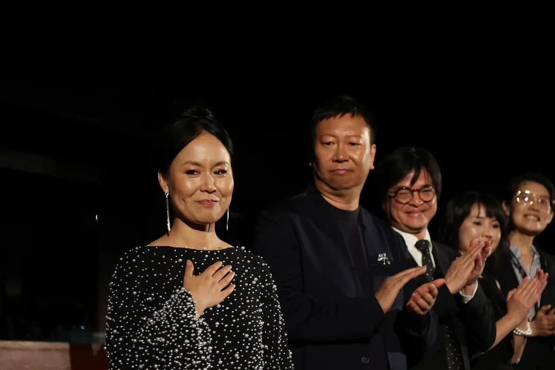 赵萧红演自己，为啥大家不买账？
《来自监狱的妈妈》还没上映就被抵制，不是因为她演