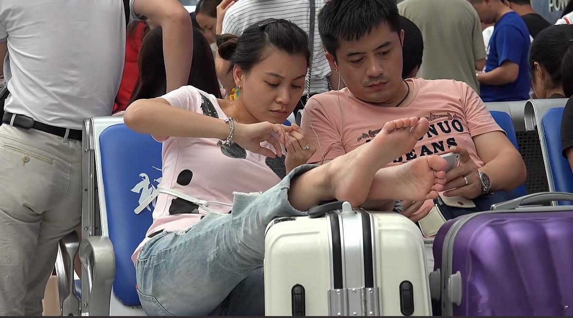 这个是不是有点不文明 