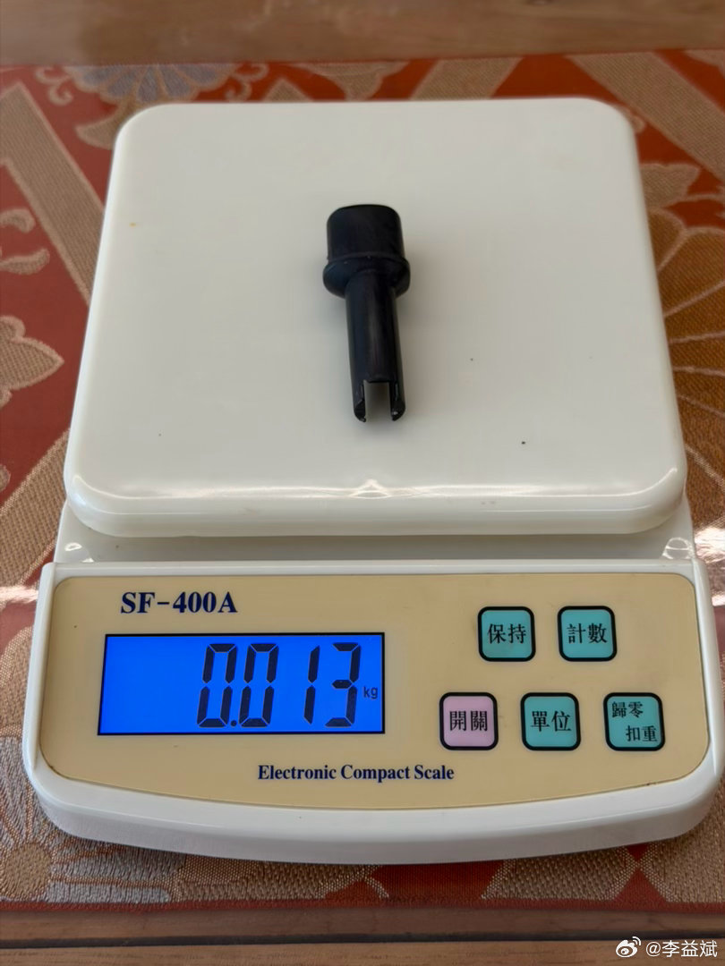 很多人问老车能玩吗？很多人说玩老车太贵？其实呢，就拿折腾牧马人TJ的档把来说，光