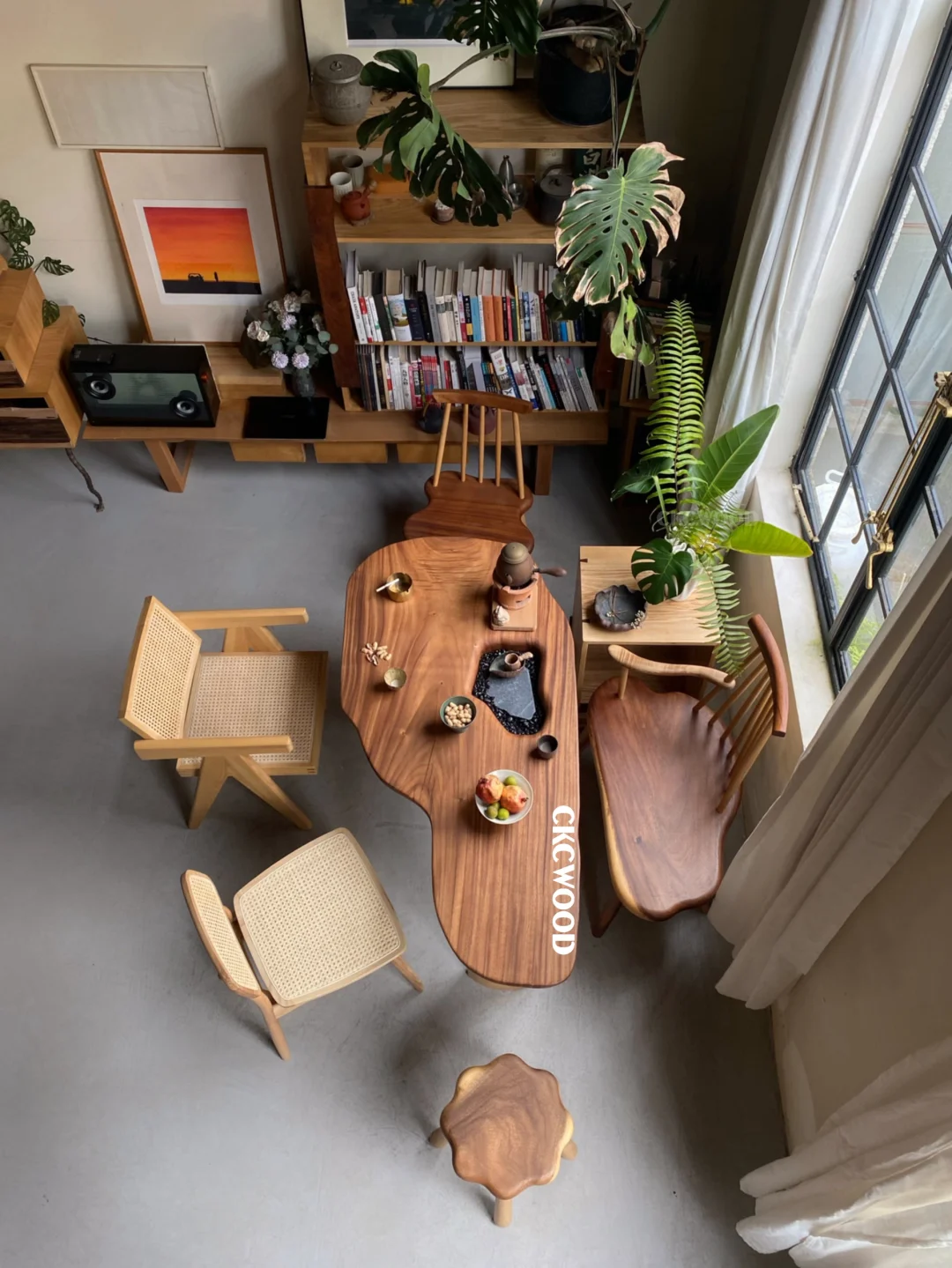 阳台秒变茶空间｜一张树洞茶桌🍵氛围拉满了