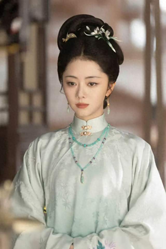 娃娃脸也能演灭门之痛？谭松韵藏得太深了