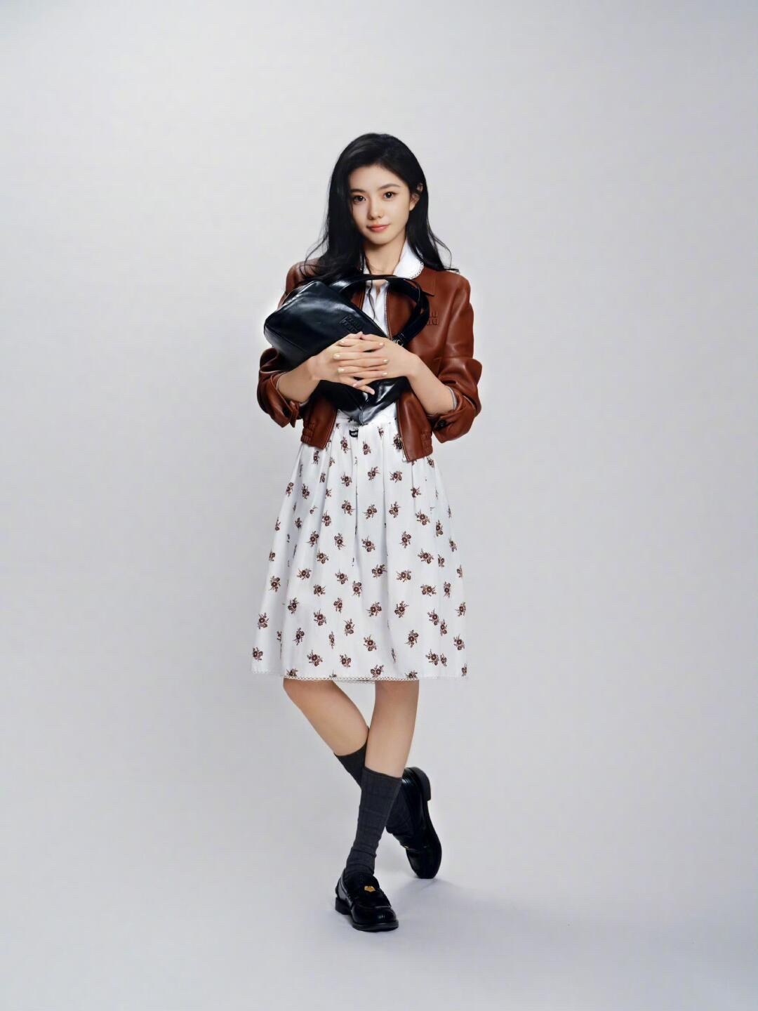 MiuMiu 品牌大使刘浩存、赵今麦演绎品牌2025七夕限定系列宣传片✨ ​​​