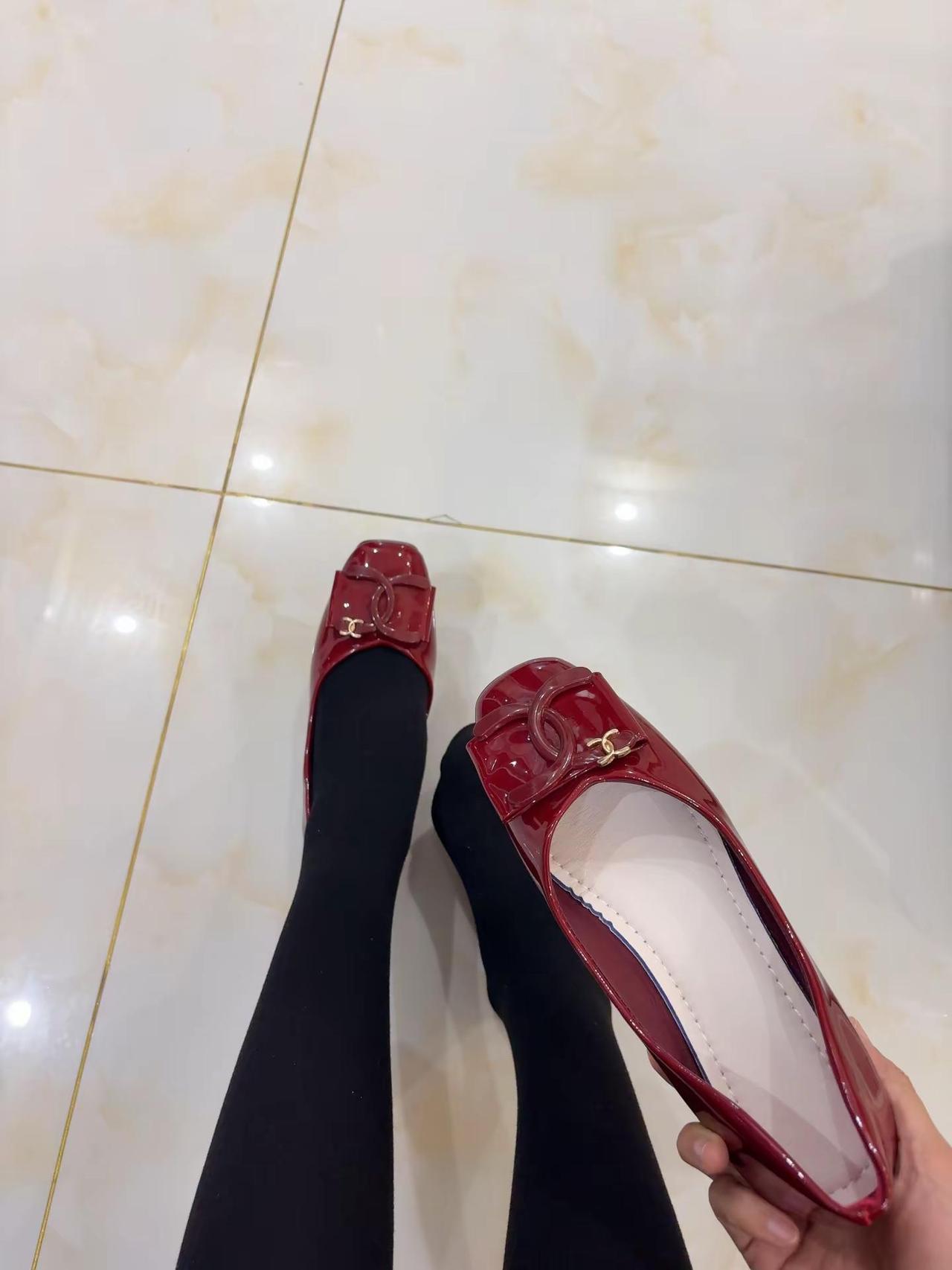 到底谁不穿方扣单鞋呢