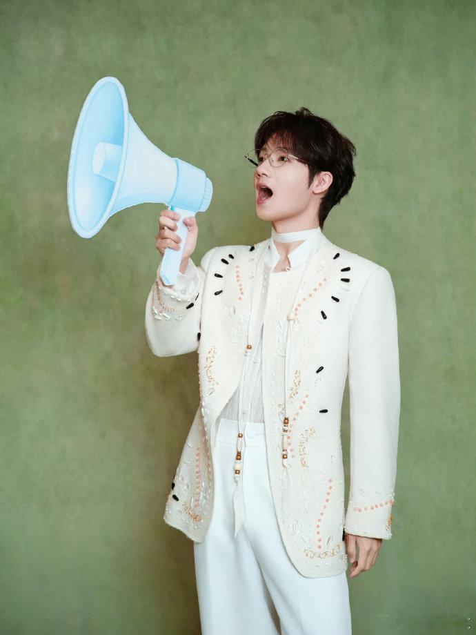 蒋敦豪 我哪敢评价那英声鸣远扬直播声鸣远扬主打一个不敢吱声，敦敦你是有点怂萌在身