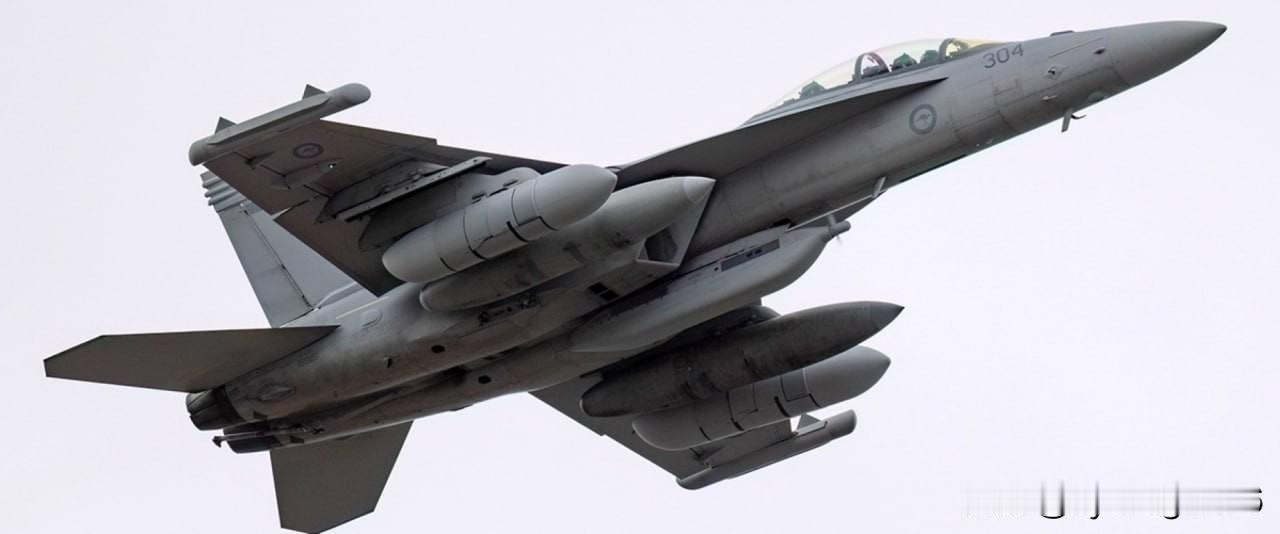 ✈️ 🇦🇺澳大利亚EA-18G电子战飞机升级新一代电子战吊舱

一架澳大利亚