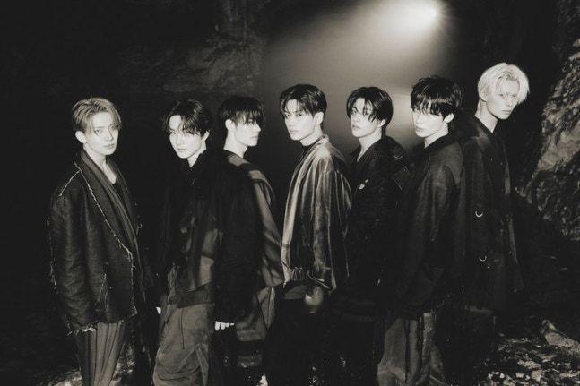 【mhnse】据Billboard于25日(当地时间)发布的榜单数据，ENHYP