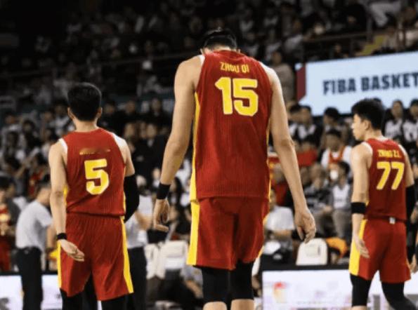 三节输32分，韩国第四节完全放水了，真玩命打得输40+，见证历史了，国家队打亚洲