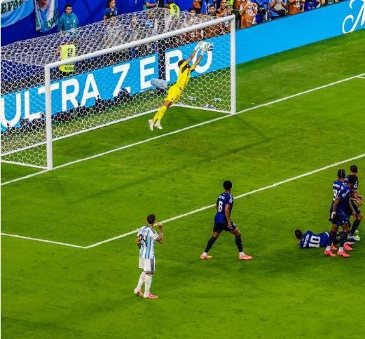 阿根廷1-1佛得角世界杯梅西 🚨 剧本都不敢这么写！潘帕斯雄鹰悬了？！看到后面