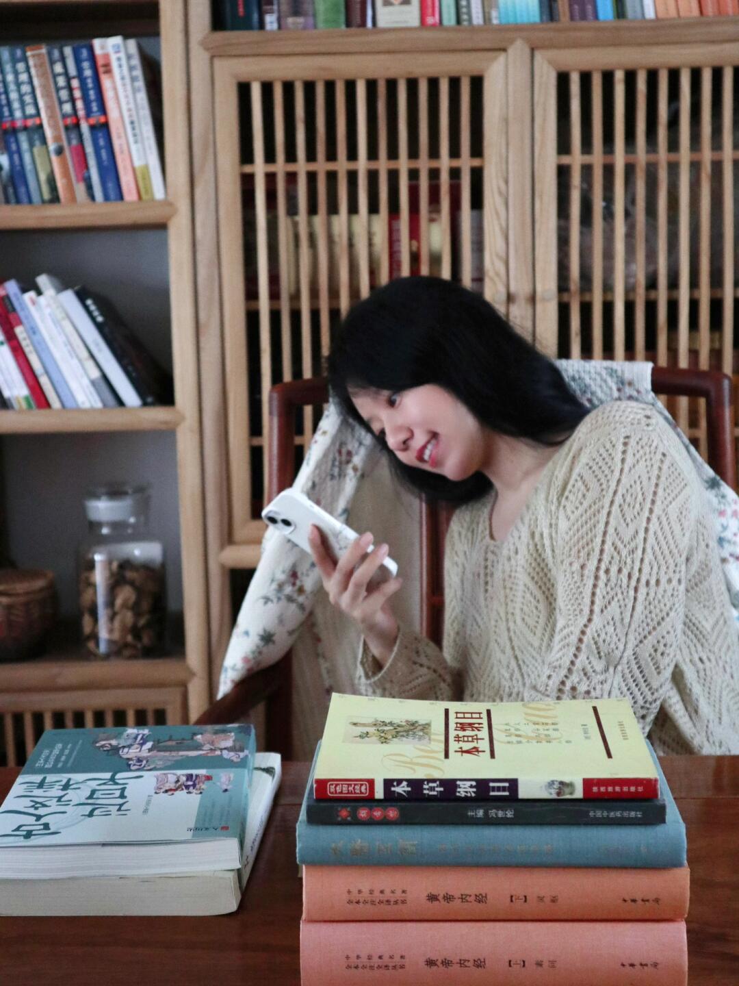 养生10年了，女子不脱发之关健所在（2）
