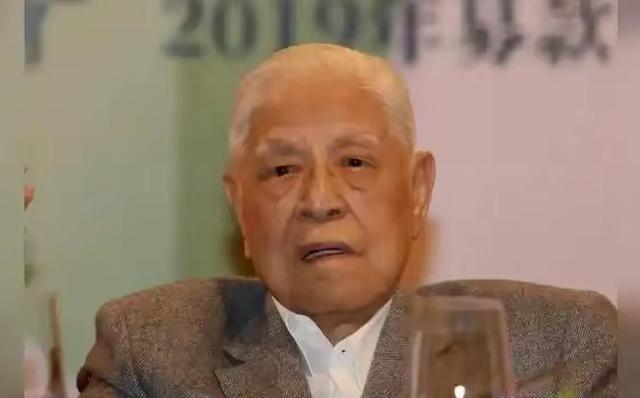 李登辉在晚年接受美媒采访时曾毫不讳言地表示，自己把日本当做“祖国”，二战时积极报
