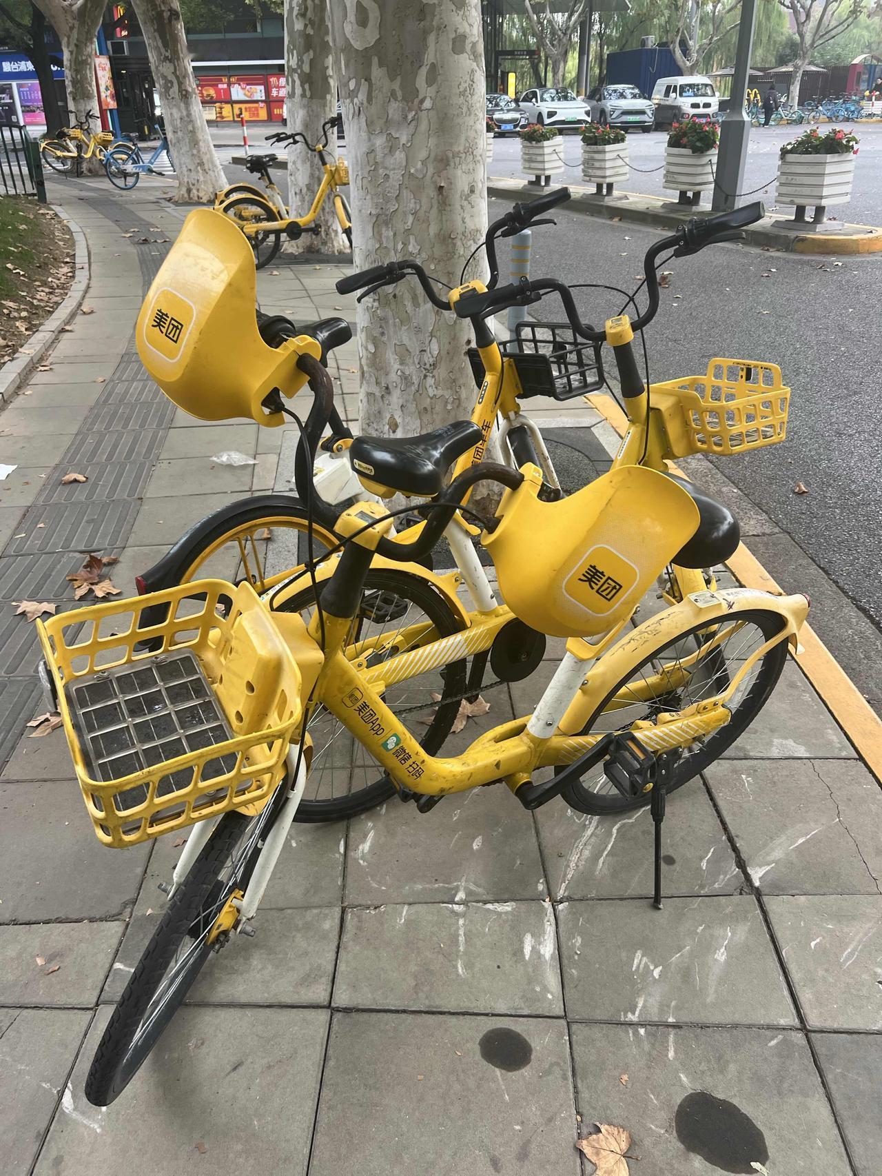 美团自行车的新花样
就是看着有点丑…