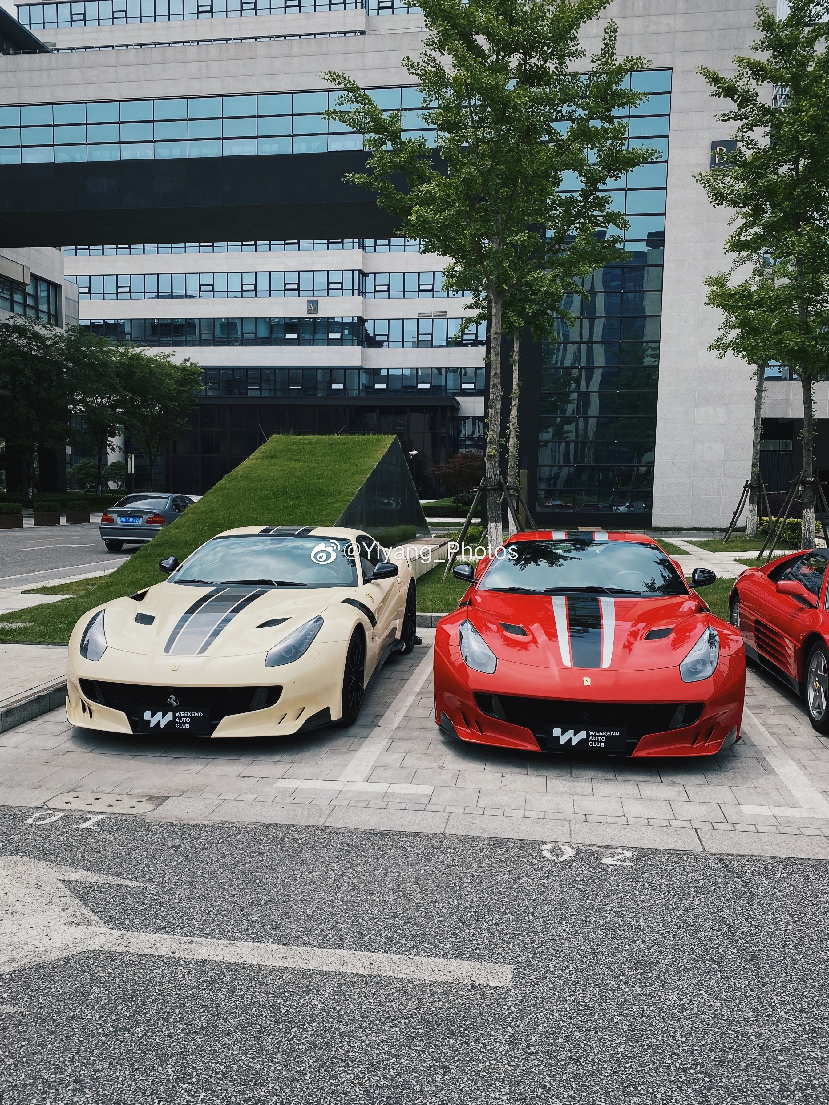 又到了最近遇到的一些车系列时间, 昨天Cars and Coffee见到的一些有