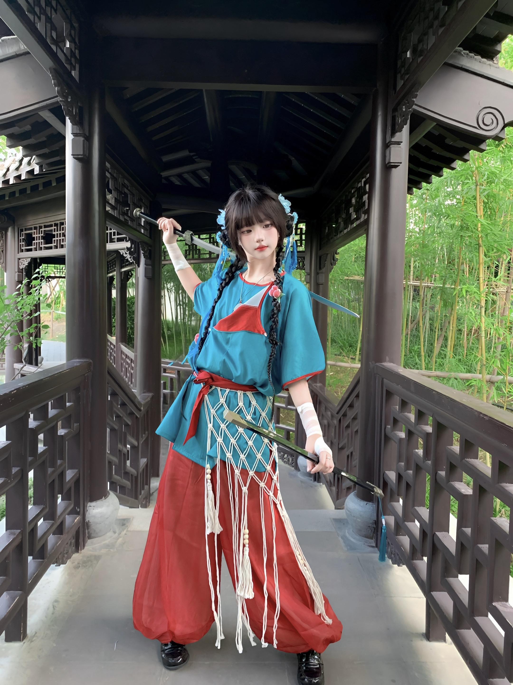 “师姐 这次换我来保护你”一整套🥕⑦⑤的圆领袍还有腰链！！！