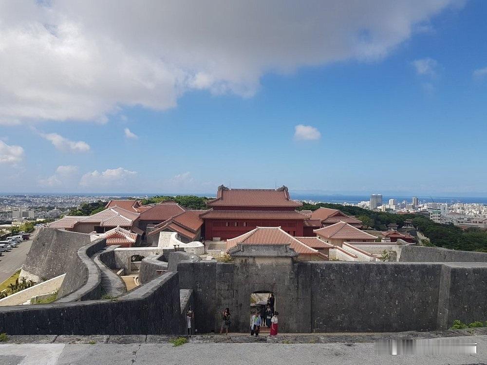 高市早苗言论踩中国红线，琉球问题被中方直接摆上台
日本政客高市早苗最近彻底失眠了