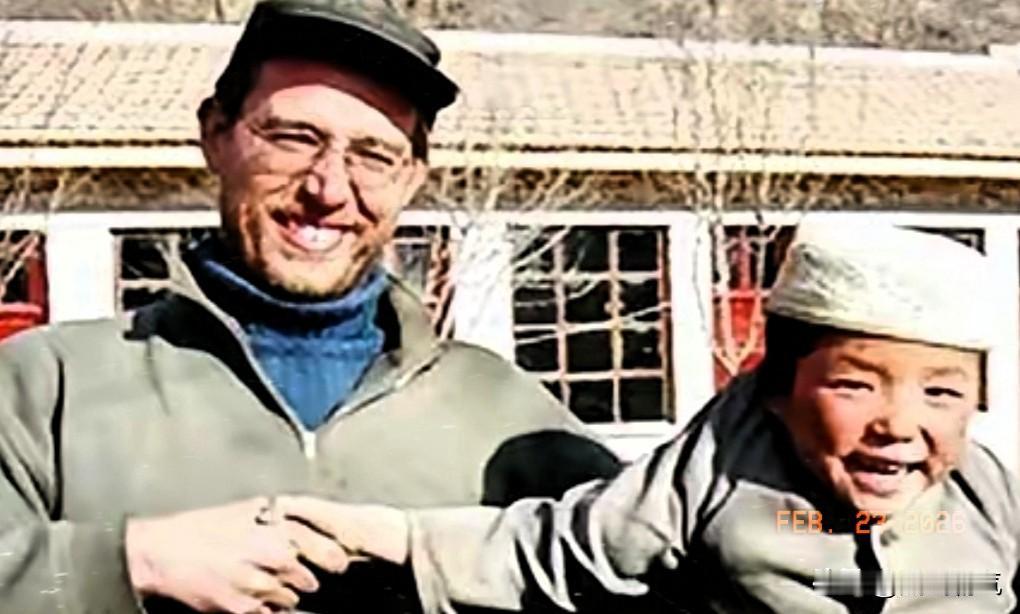 泪目了！1994年，美国青年丁大卫来到广东珠海当教师，听说每月工资3000元，和