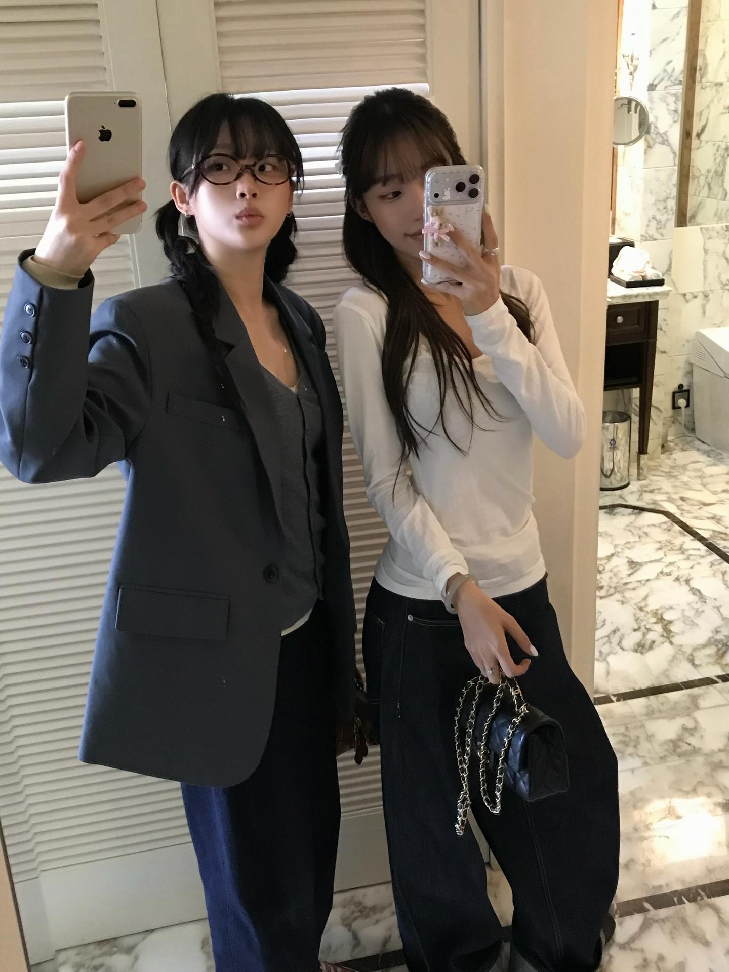 存一些韩系对镜拍照姿势！