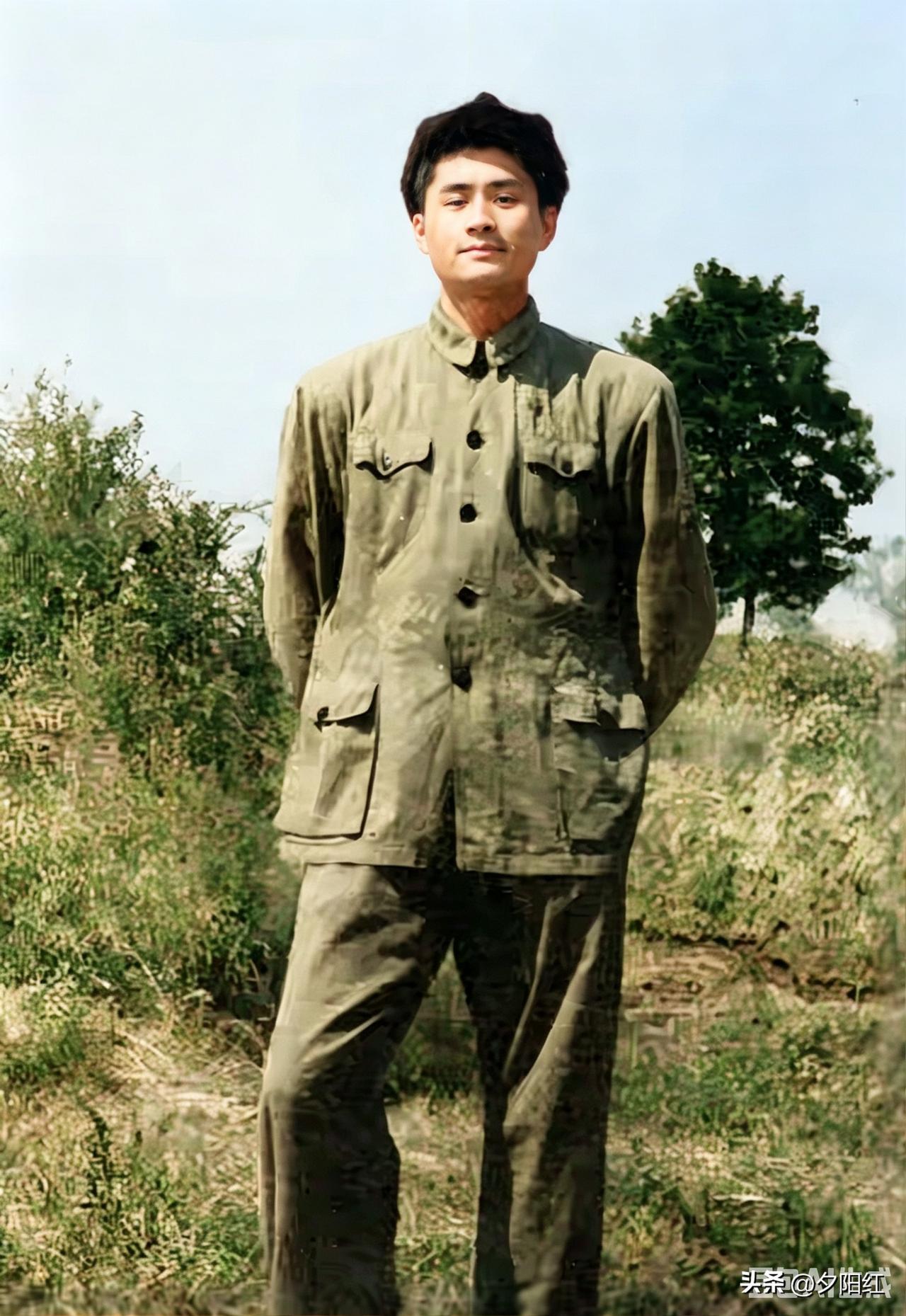 你相信第一张图片里的那个人能够演出后面这样的角色吗？

对就是他演的！

方化1