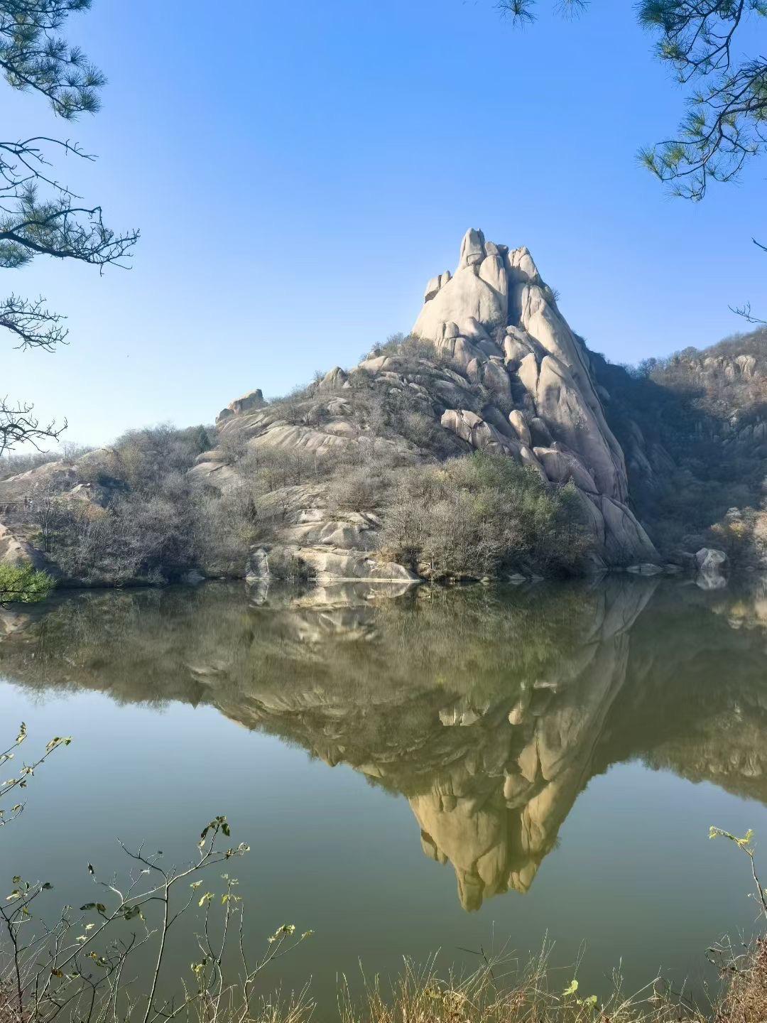 山不在高，有仙则名，水不在深。有龙则灵！