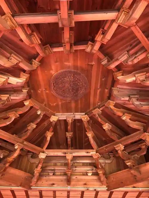 河北蔚县灵岩寺天王殿，是明代官式木构建筑的经典遗存，作为明正统年间由明英宗敕令重