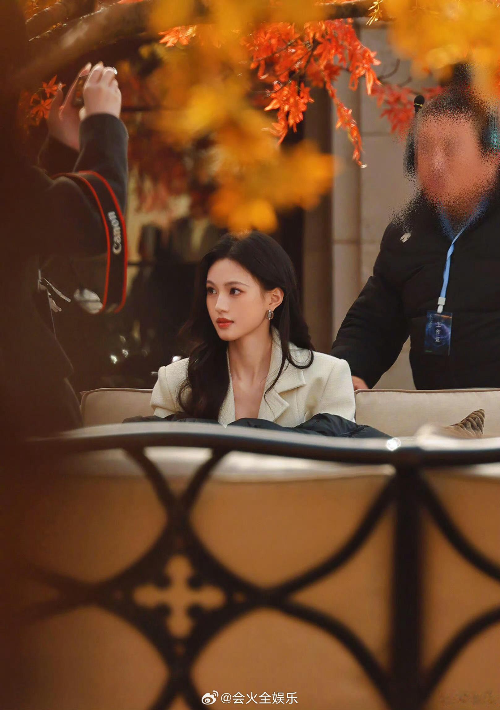 完全豪门千金沈羽洁不二之臣首套造型沈羽洁不二之臣千金感