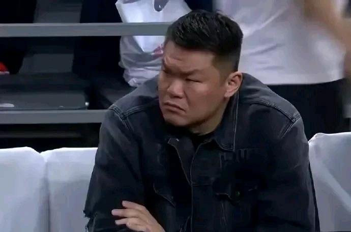 辽宁与广东G5其实都不用打了，这条新闻我有点信，因为我看了直播比赛没结束周琦确实